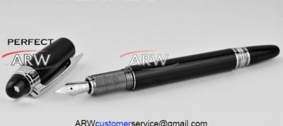 Perfect Replica MontBlanc Starwalker Black Resin Fountain Pen